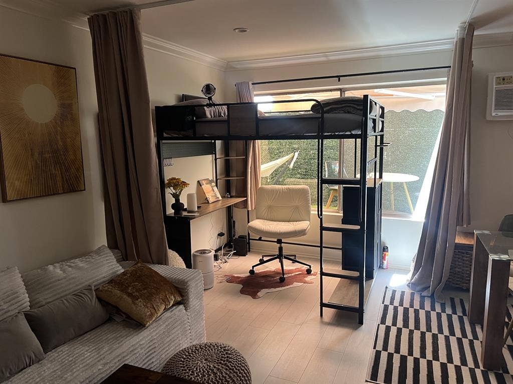 Dream Shared Space in BH ASAP $800!