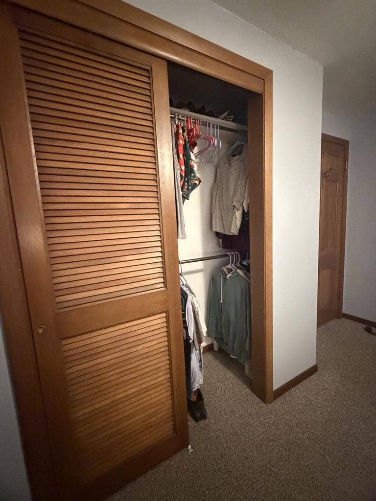 Furnished Room in NE Fort Wayne