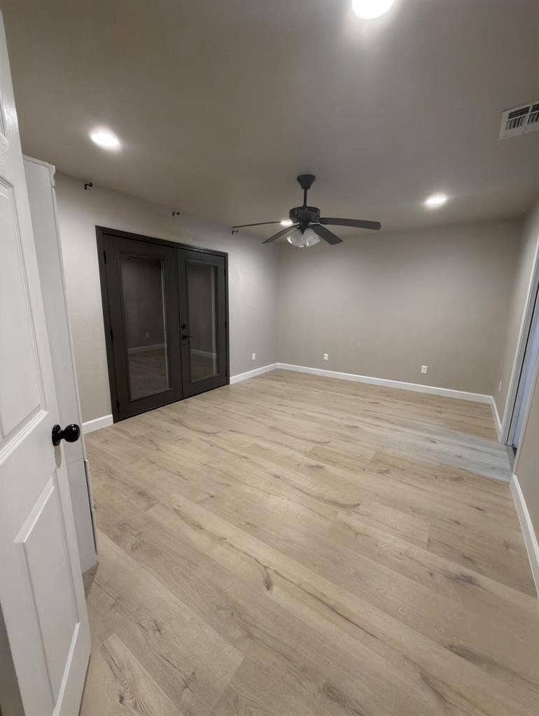 Master Bedroom w/ Private Bathroom
