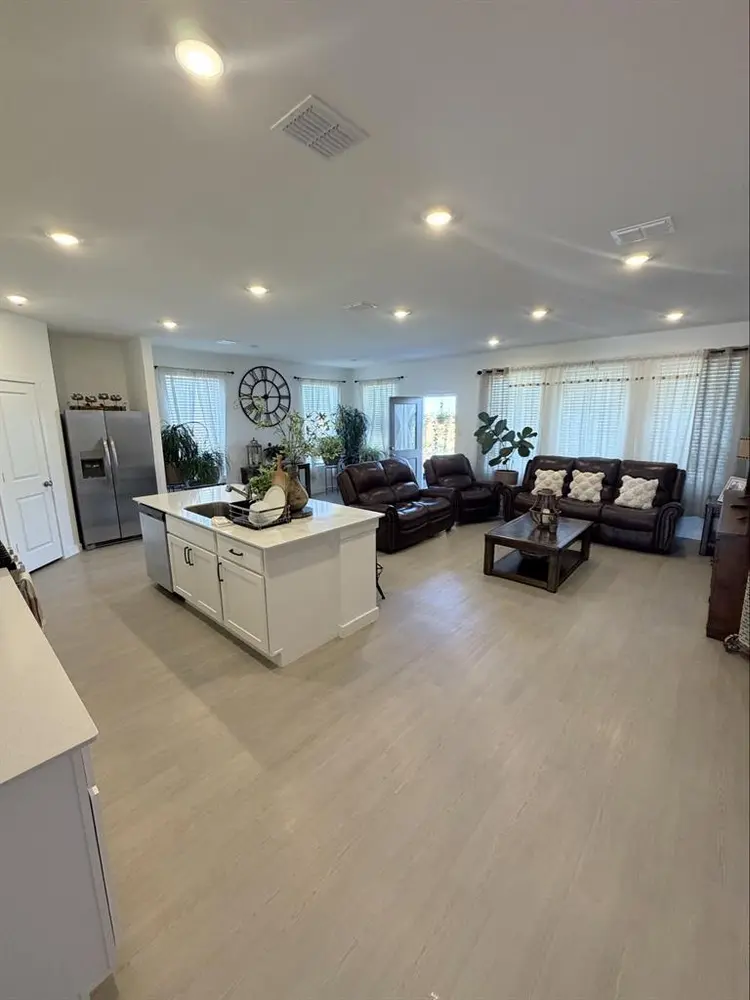 Private Bedroom For Rent