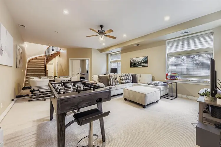 Queen Suite Across from Wash Park