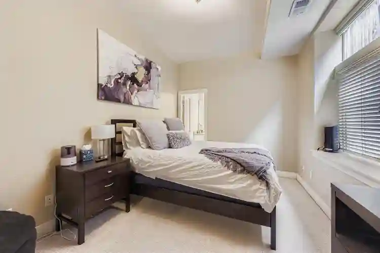 Queen Suite Across from Wash Park