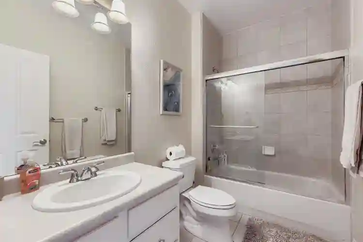 Queen Suite Across from Wash Park