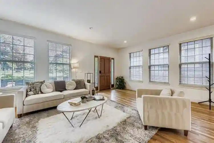 Queen Suite Across from Wash Park