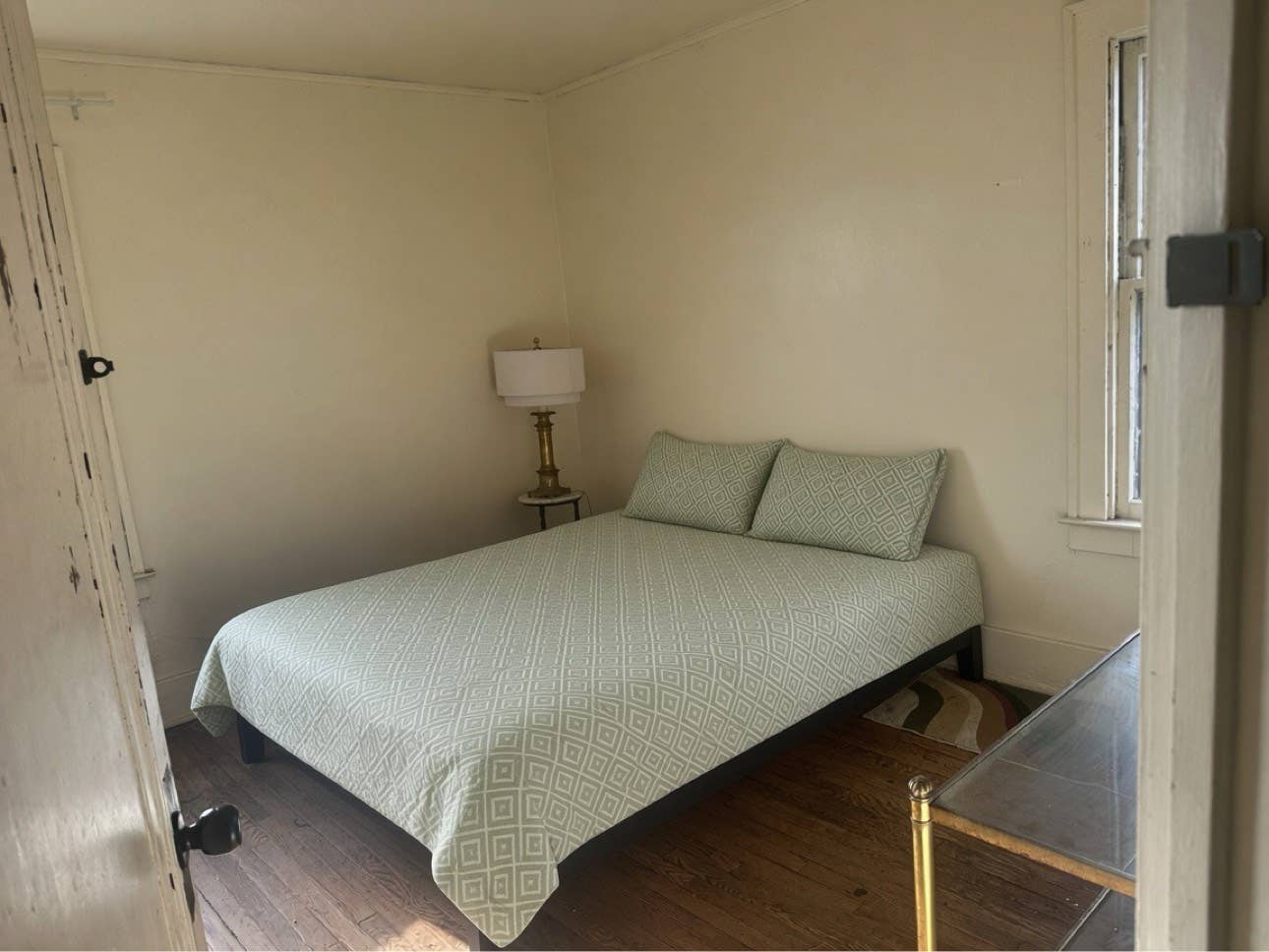 Room by the water