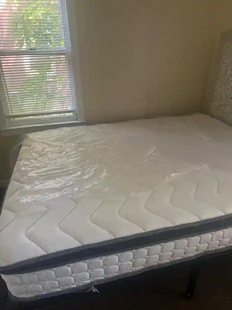 Room available in the middle of it
