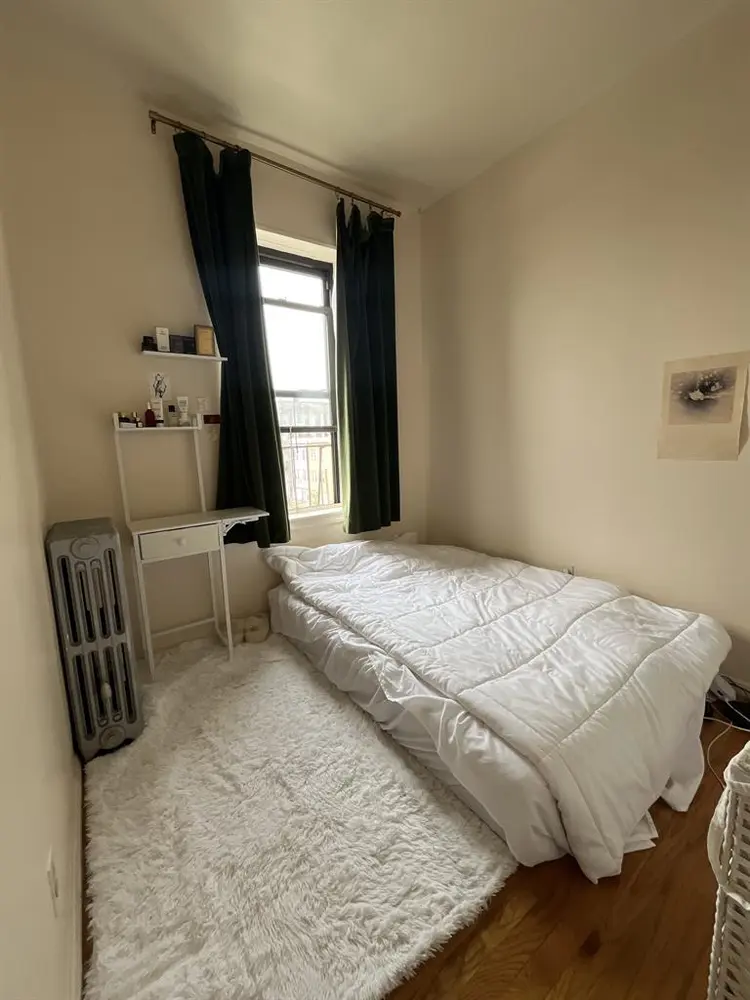 Bright, clean apartment in Queens