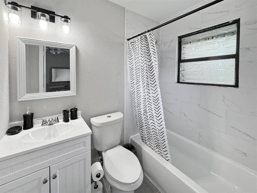 3 BR in Mesquite