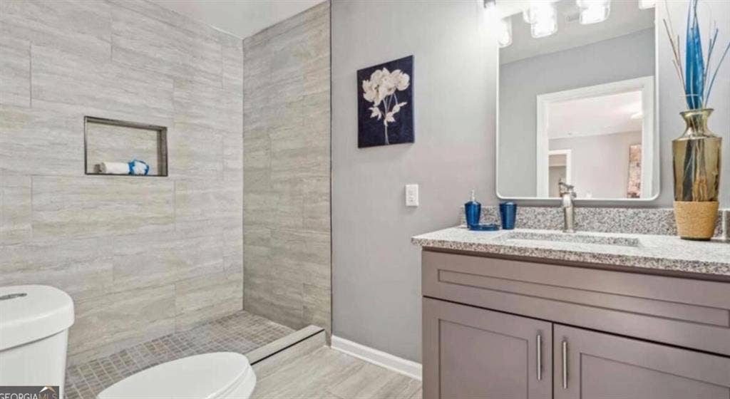 3 BR in College Park