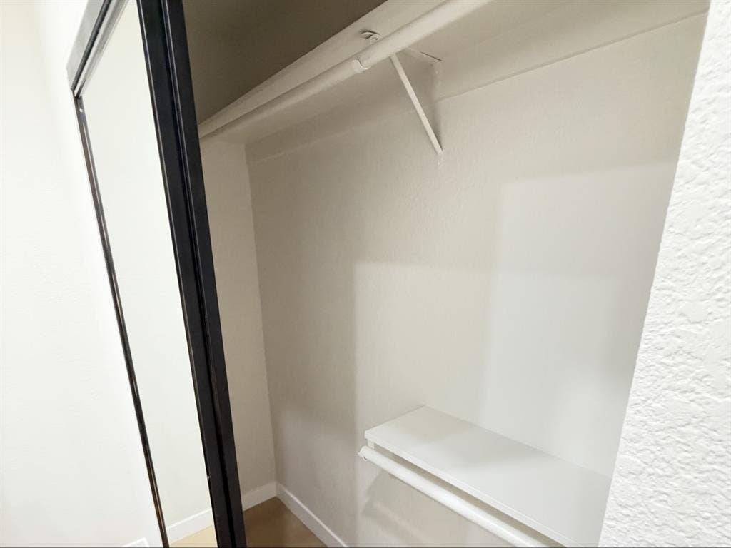 Furnished Room in Harbor City