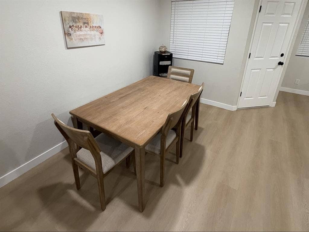 Furnished Room in Harbor City