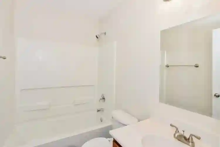Spacious And Entire House Ready Now