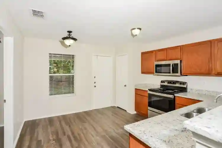 Spacious And Entire House Ready Now