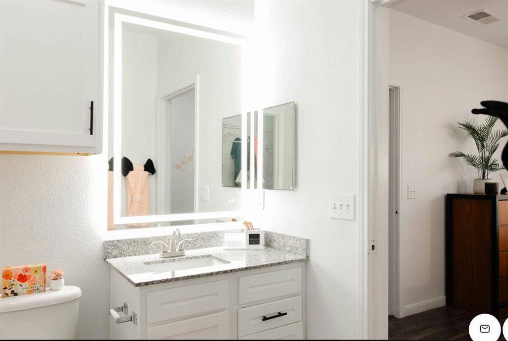 **FEMALE ROOMMATE NEEDED ASAP