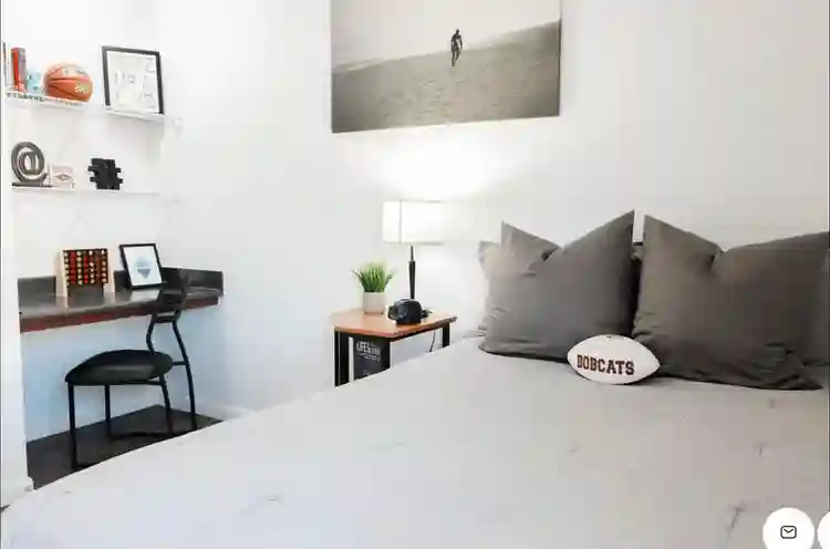 **FEMALE ROOMMATE NEEDED ASAP