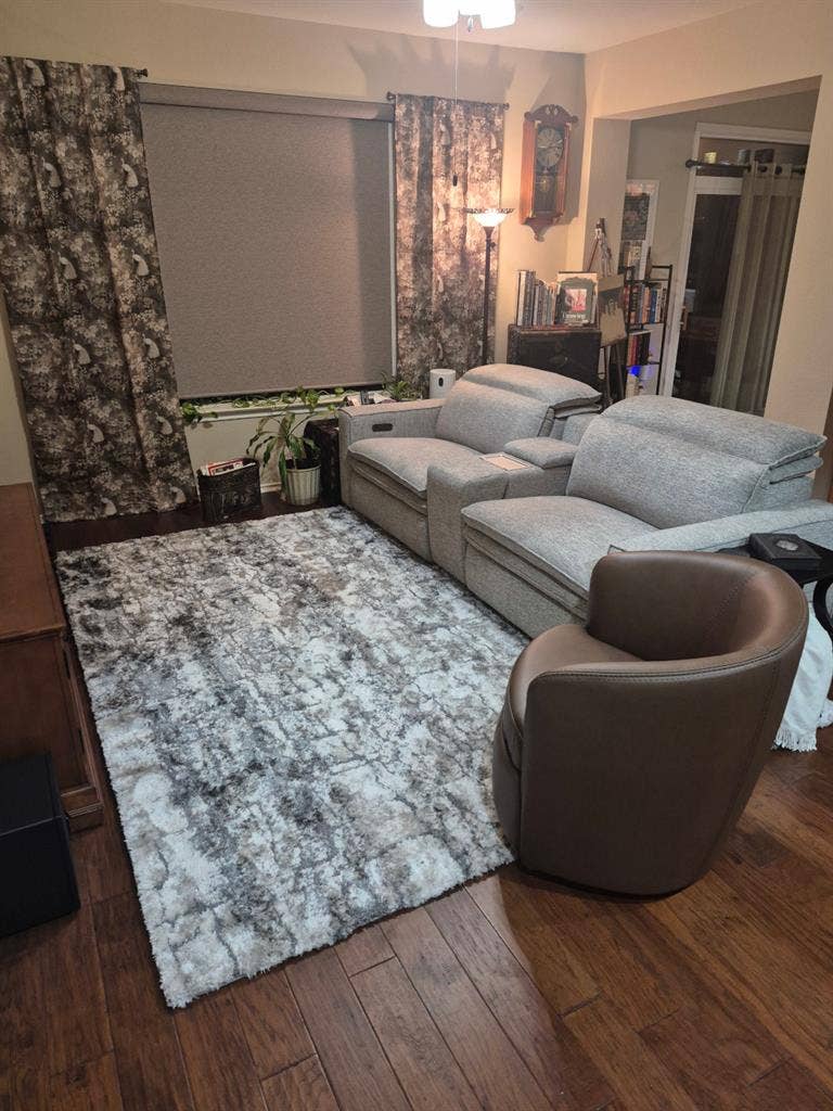 Room Available in Georgetown