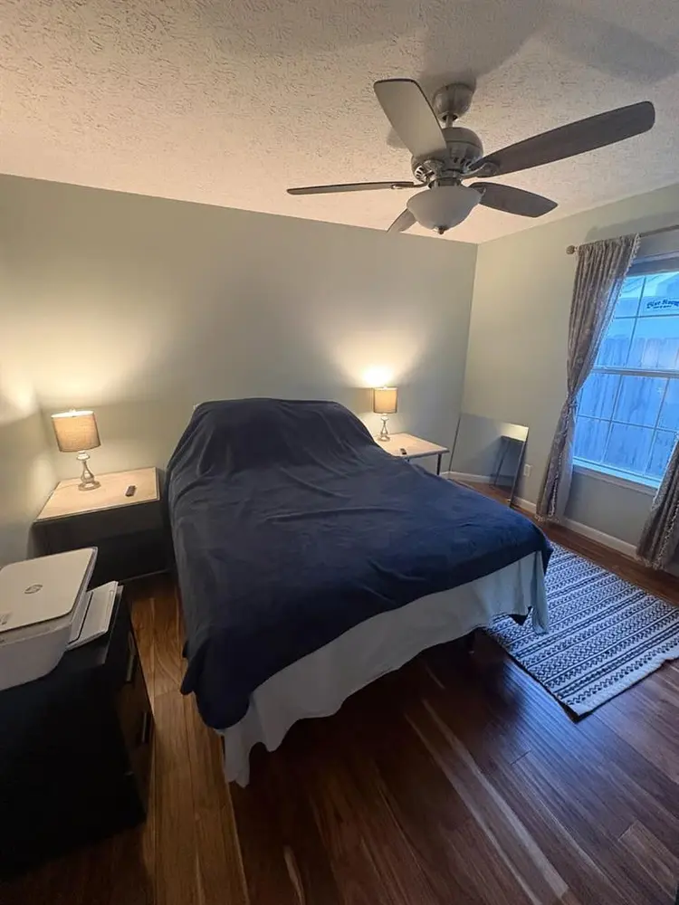 Private Furnished Peaceful Room