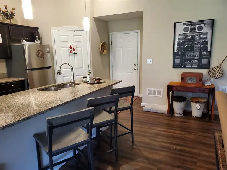 Upscale Home: Professionals Only
