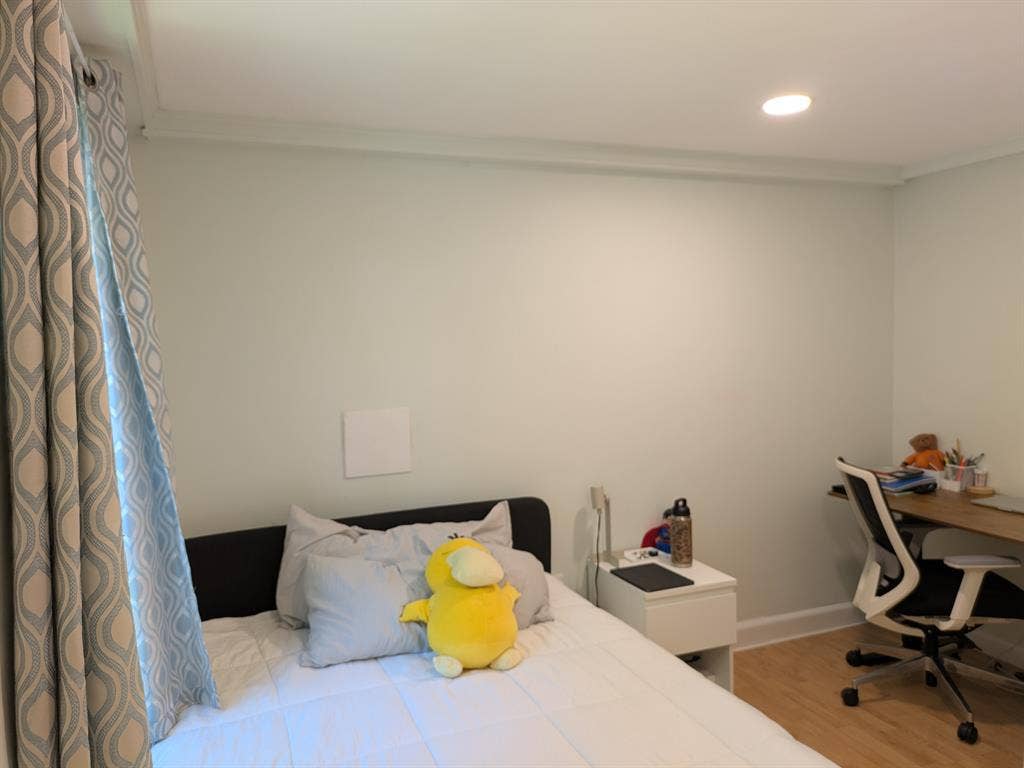 3 Bedrm APARTMENT in Wellesley