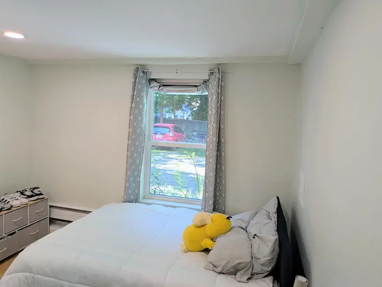 3 Bedrm APARTMENT in Wellesley
