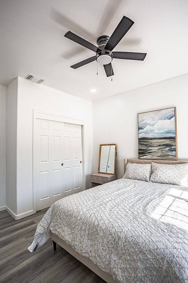 Furnished Private Room w/Utilities