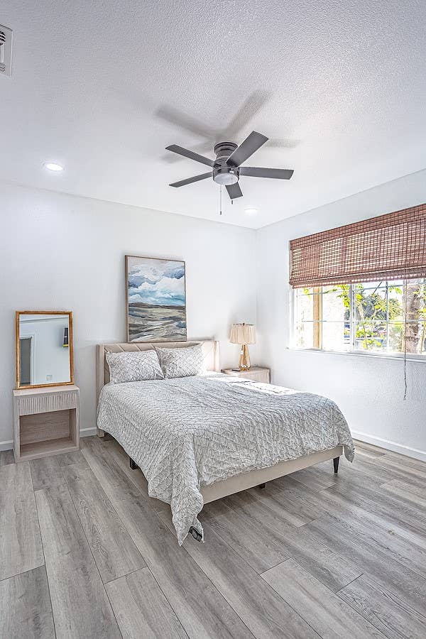 Furnished Private Room w/Utilities