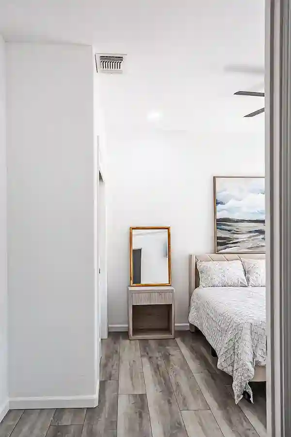 Furnished Private Room w/Utilities