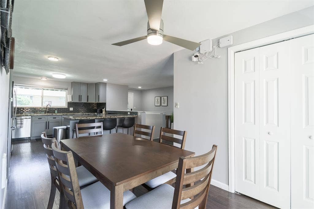 Shaw Heights Basement Bedroom
