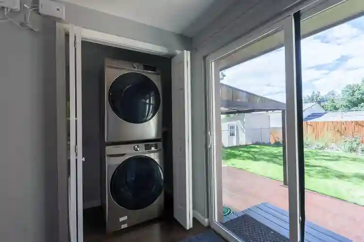 Shaw Heights Basement Bedroom
