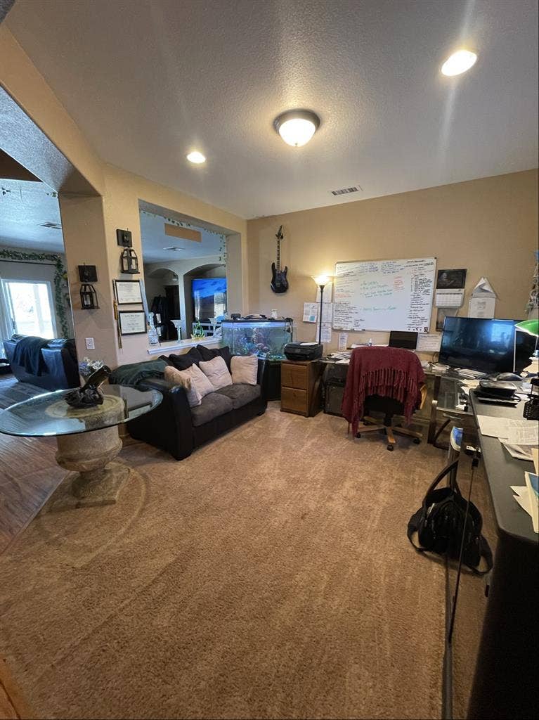 1 Bedroom & 1 Bathroom for Rent