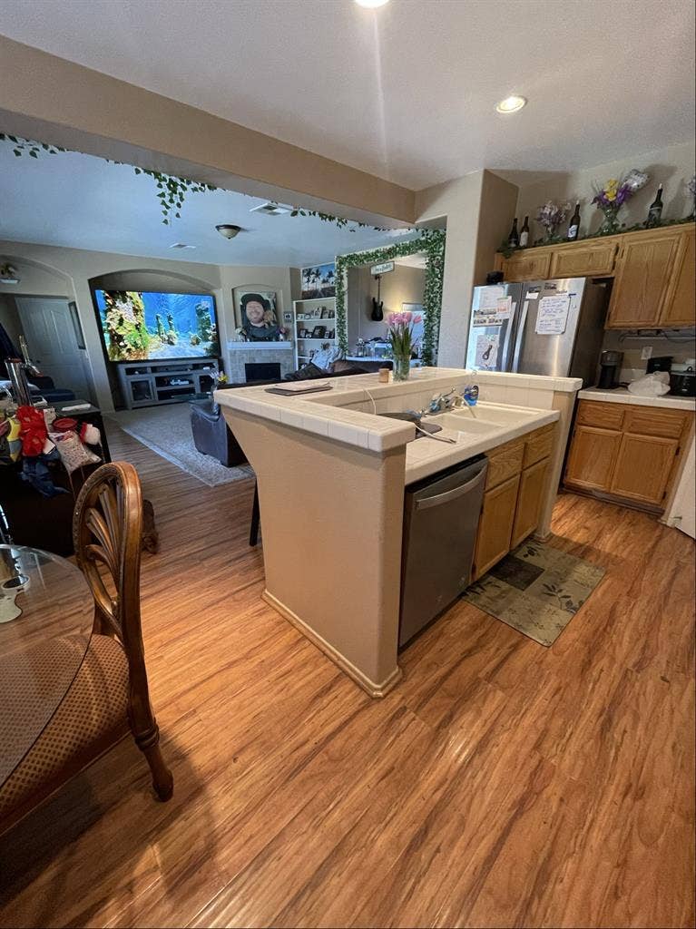 1 Bedroom & 1 Bathroom for Rent