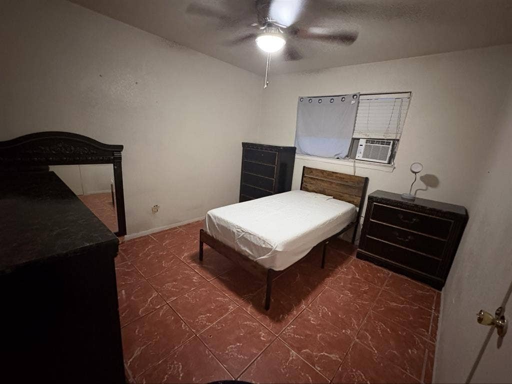 Rooms for rent