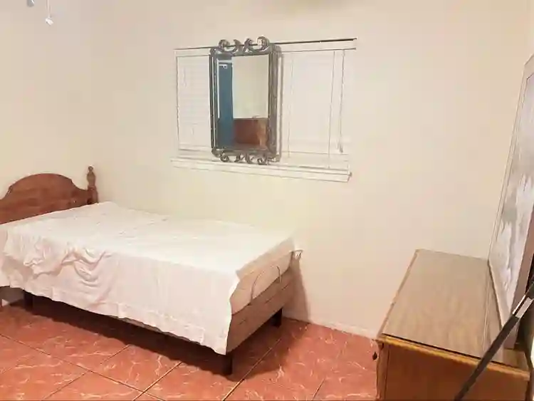 Rooms for rent