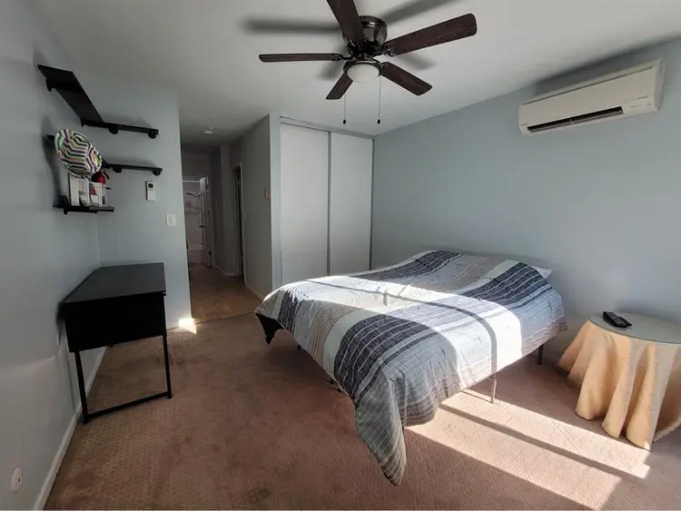 Private room w/ bathrm Female prefe