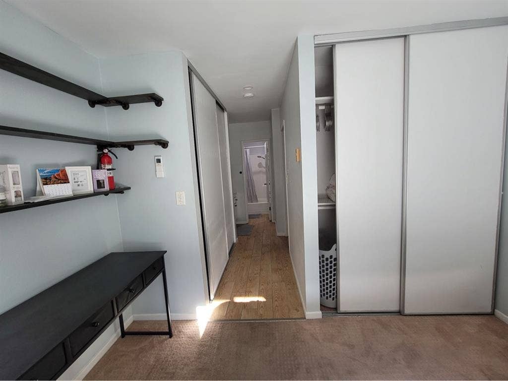 Private room w/ bathrm Female prefe