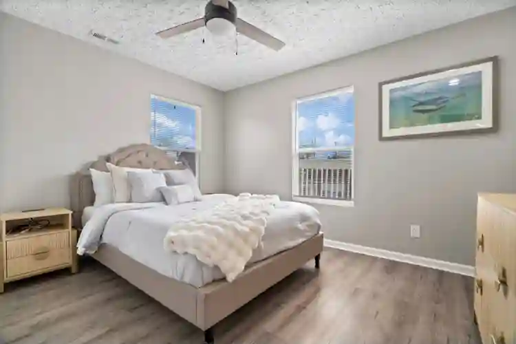 2 Rooms For Rent