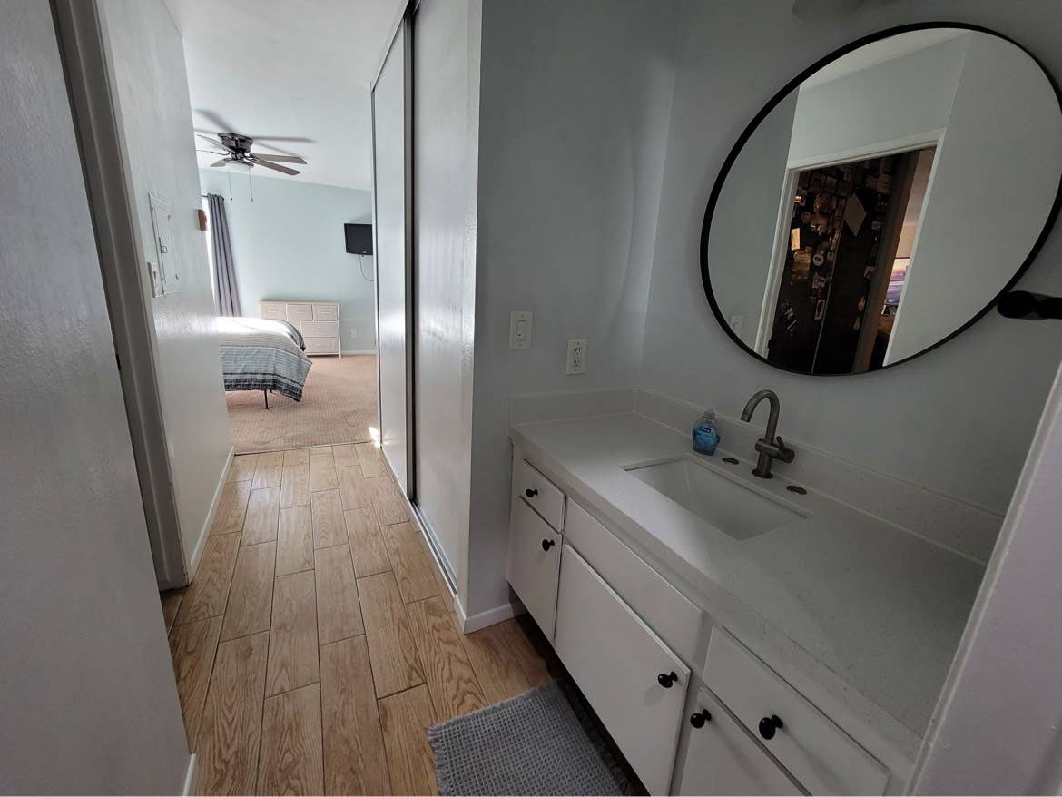 Furnished room in Inglewood