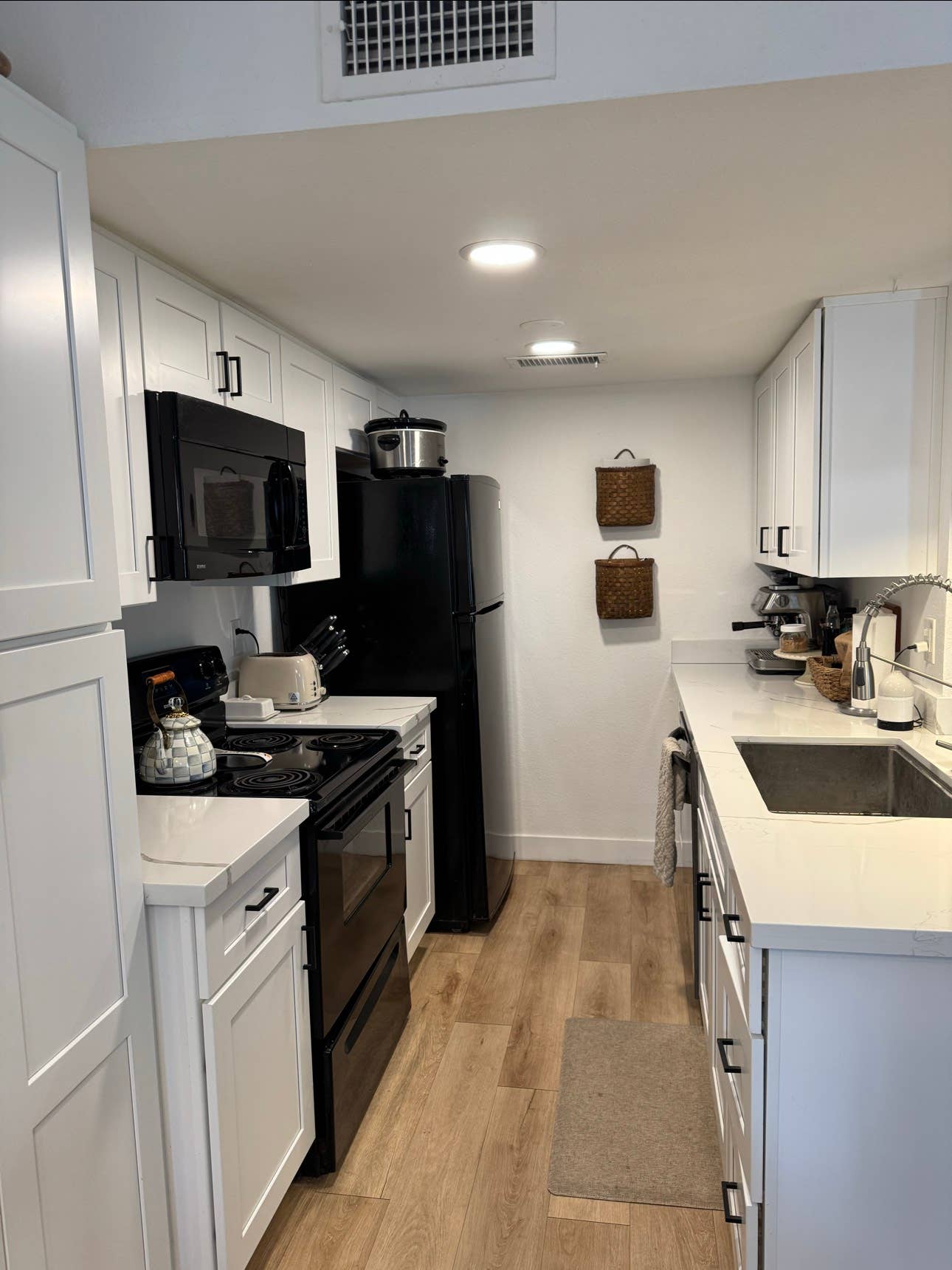 2 Bed/1 Bath Condo in Moon Valley!