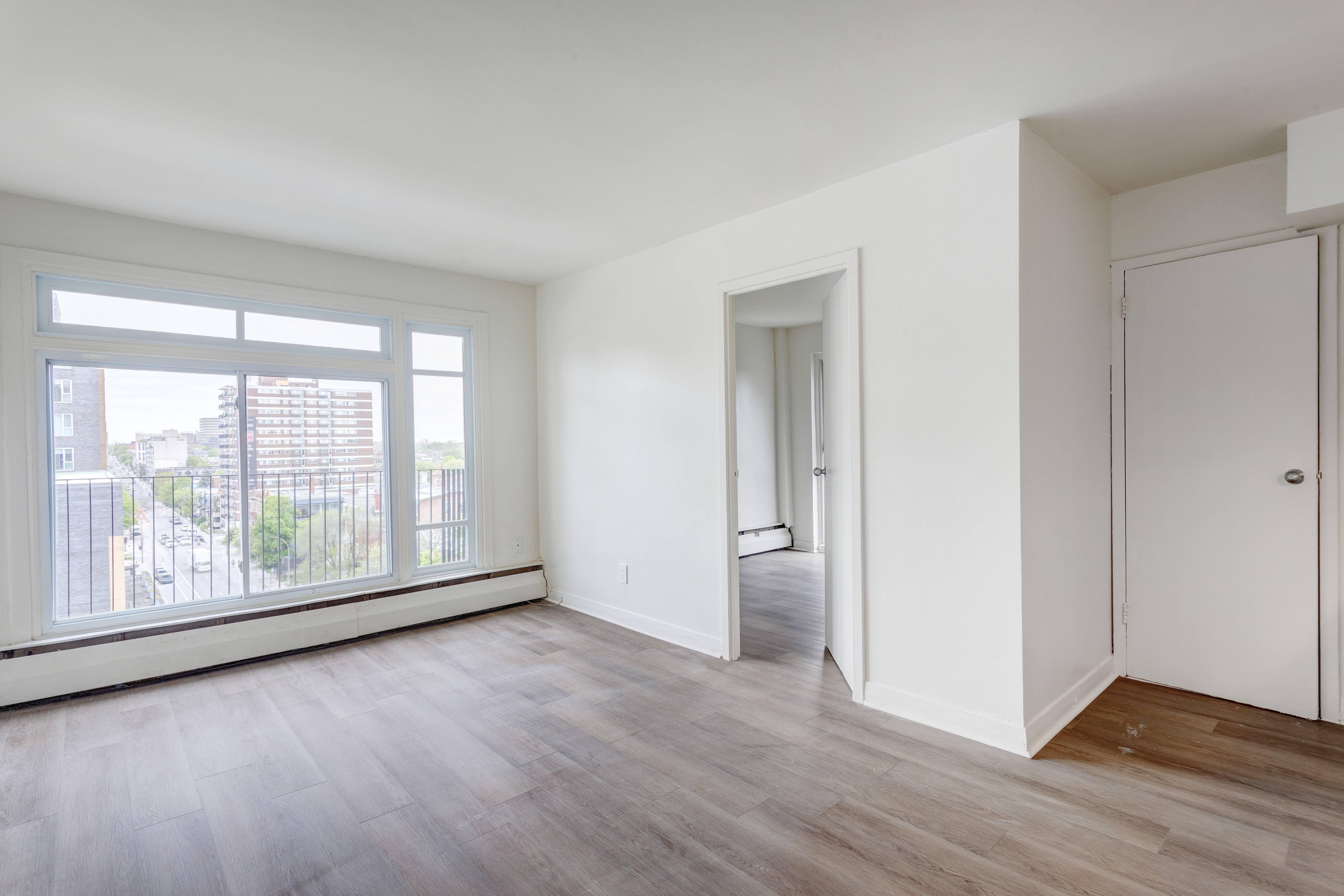 Bright & Modern 1-Bed | VilleMarie