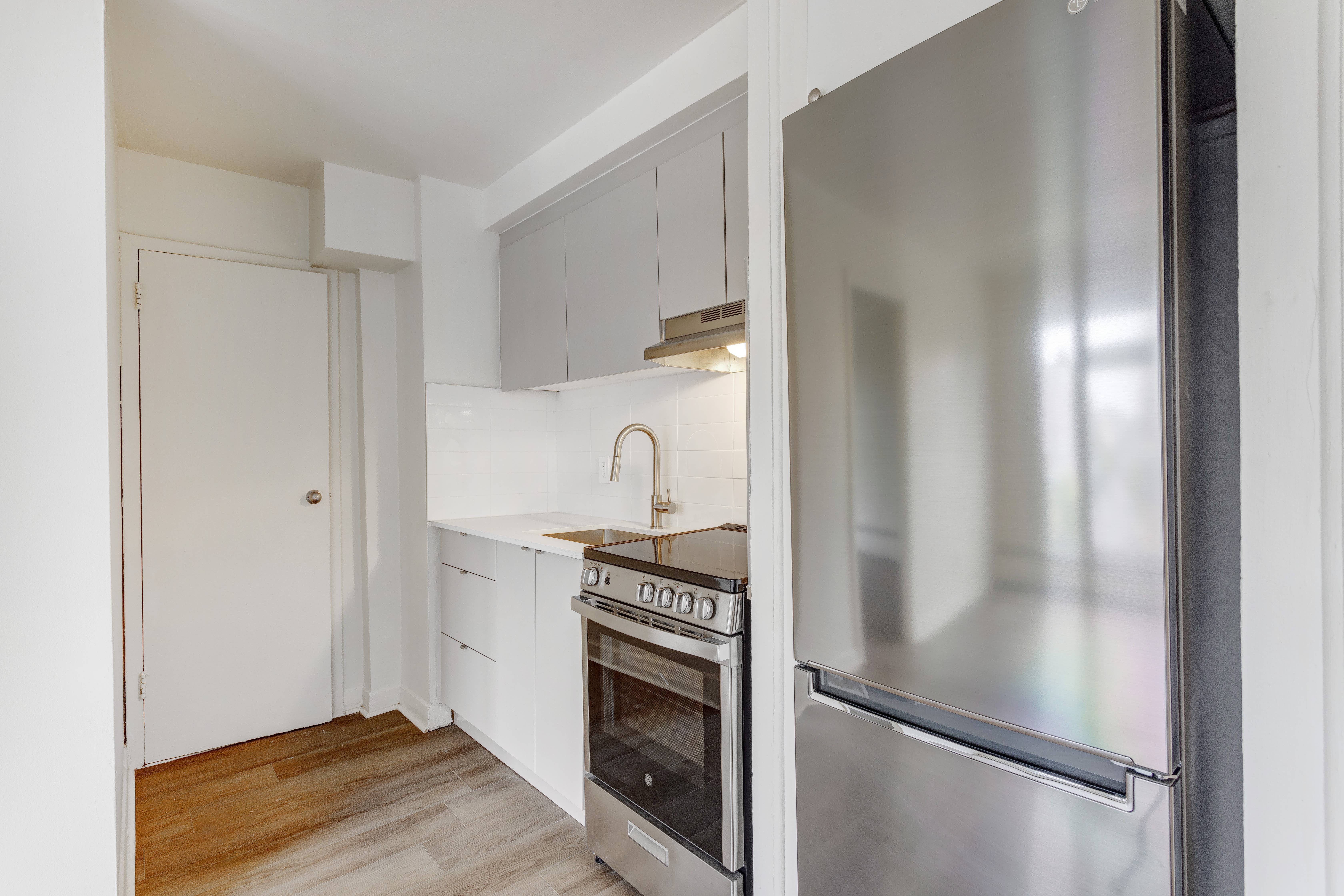 Bright & Modern 1-Bed | VilleMarie