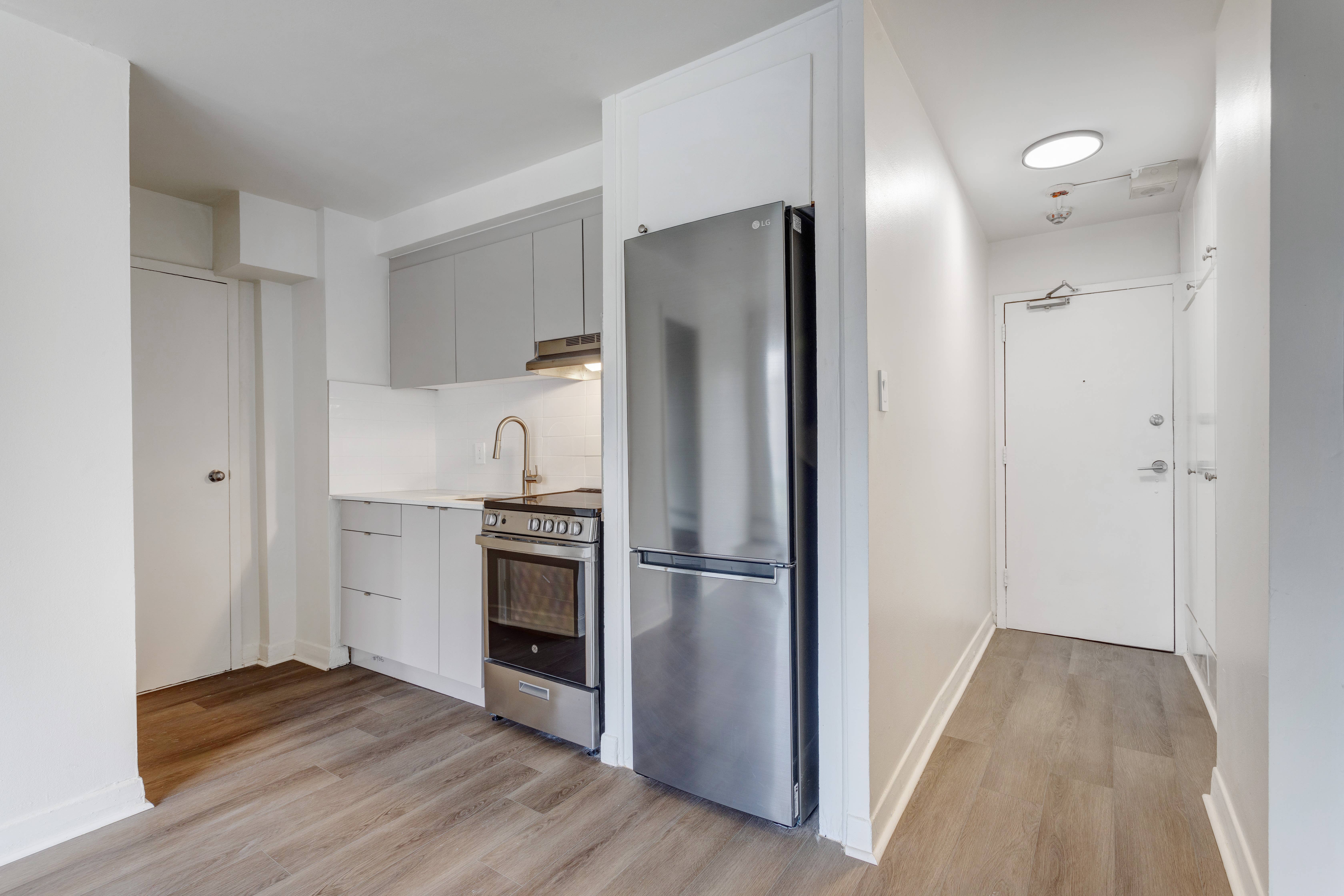Bright & Modern 1-Bed | VilleMarie