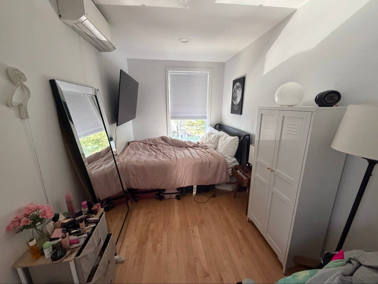 PRIME bushwick, 2 bed 1 bathh