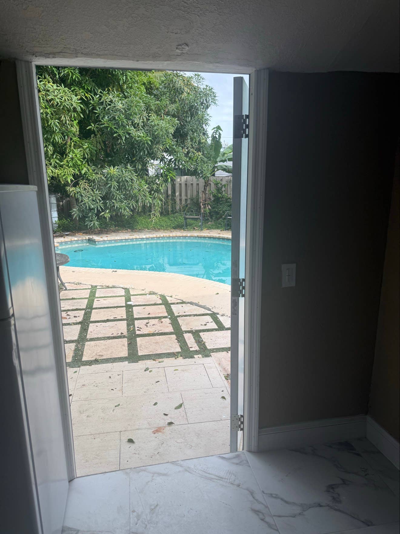Beautifully renovated efficiency