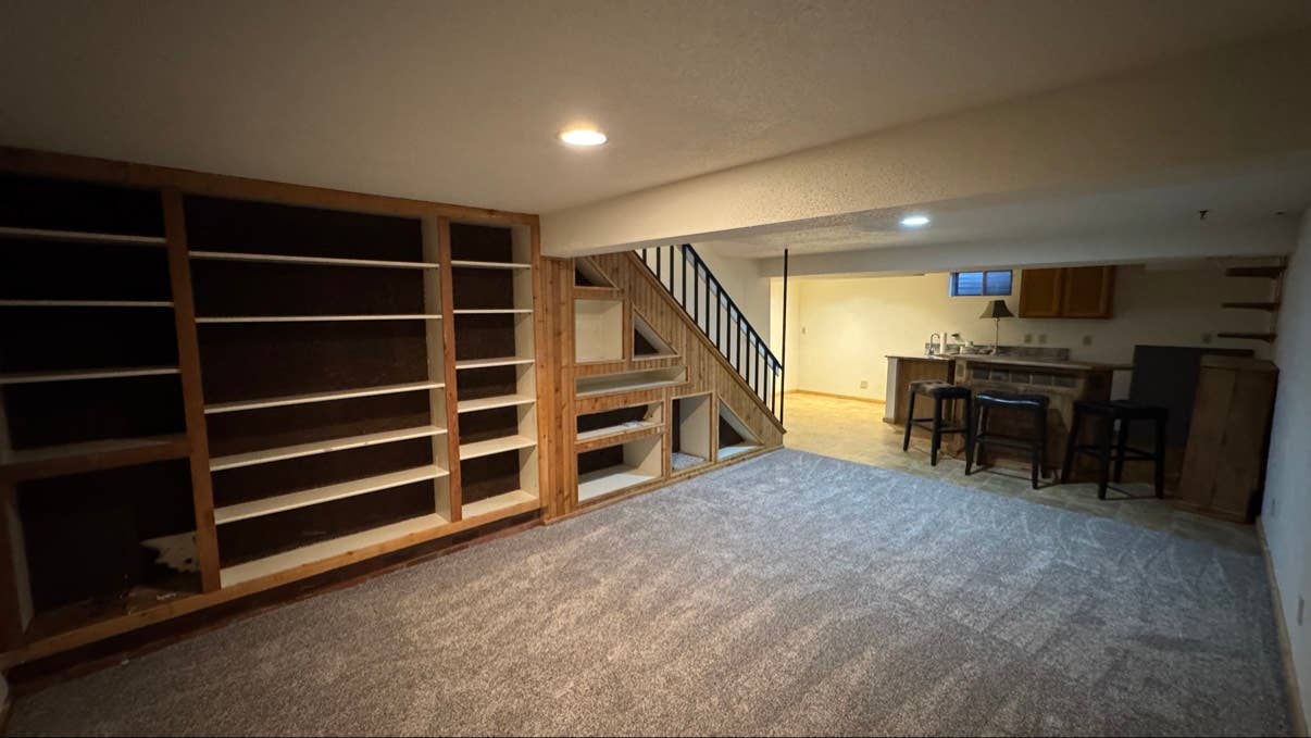 Beautiful RanchStyle End Unit