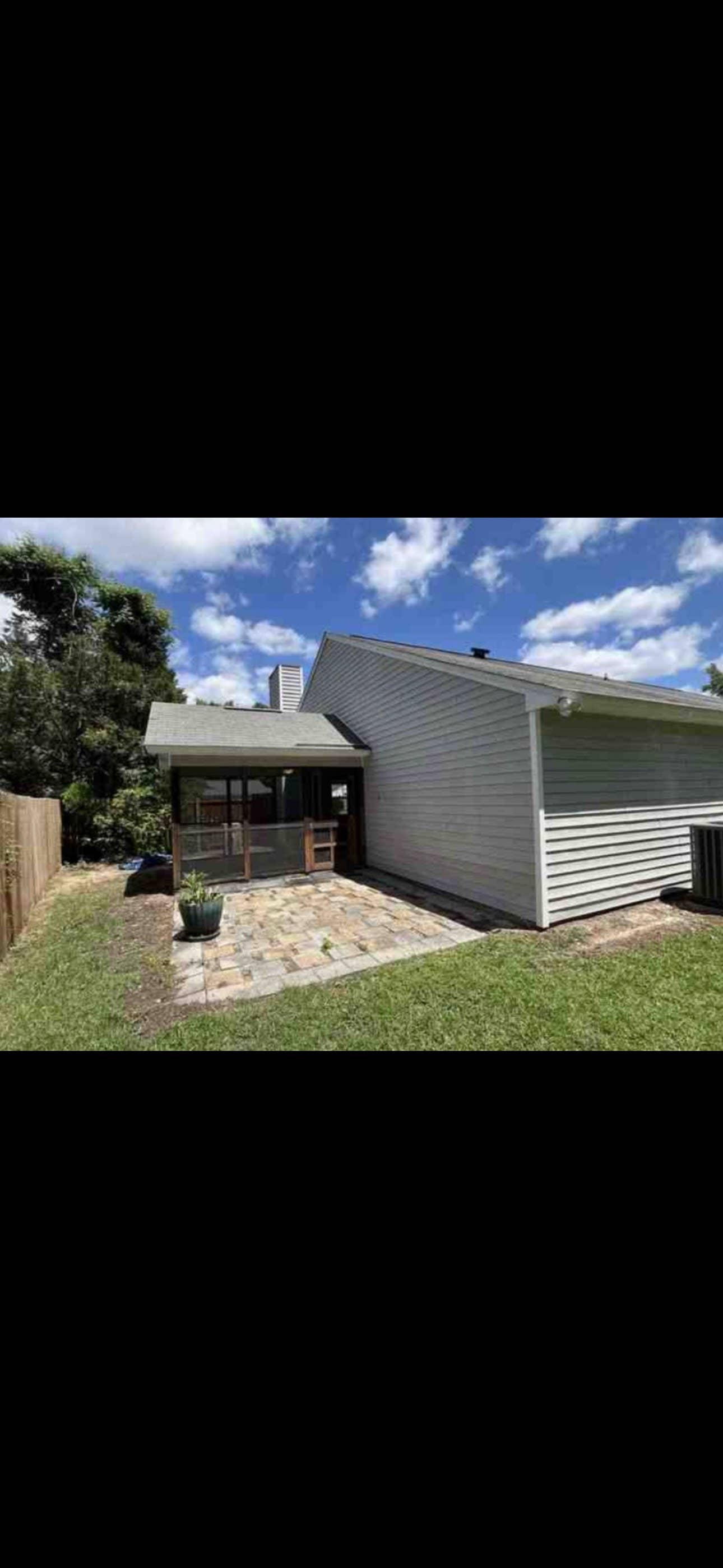 Roommate wanted!!