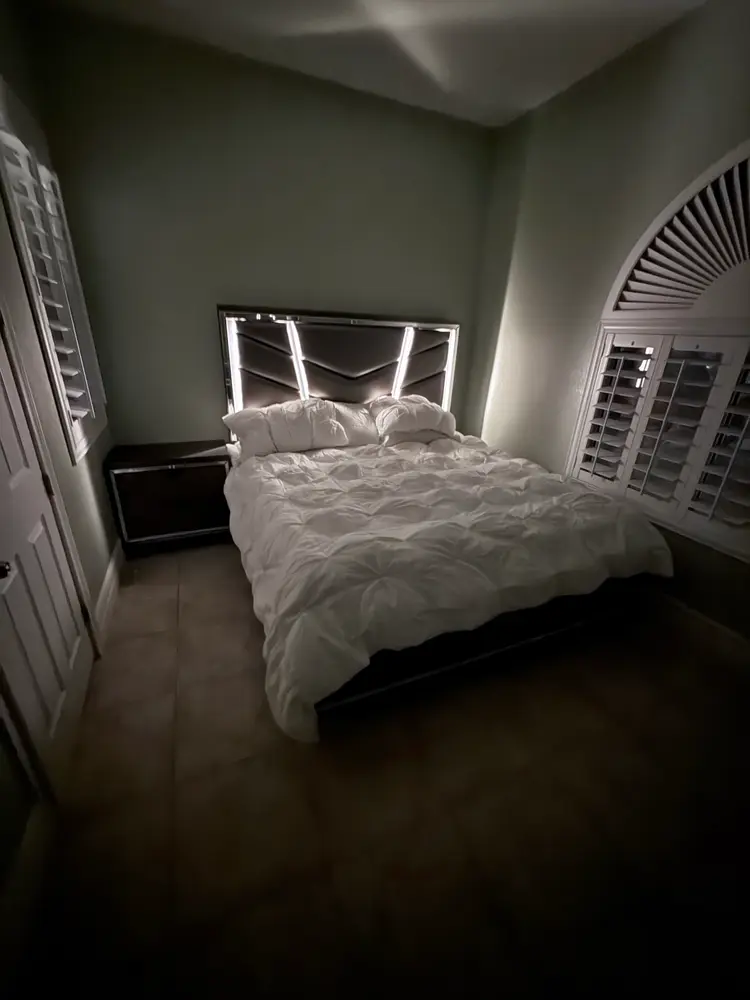Furnished, private bathroom