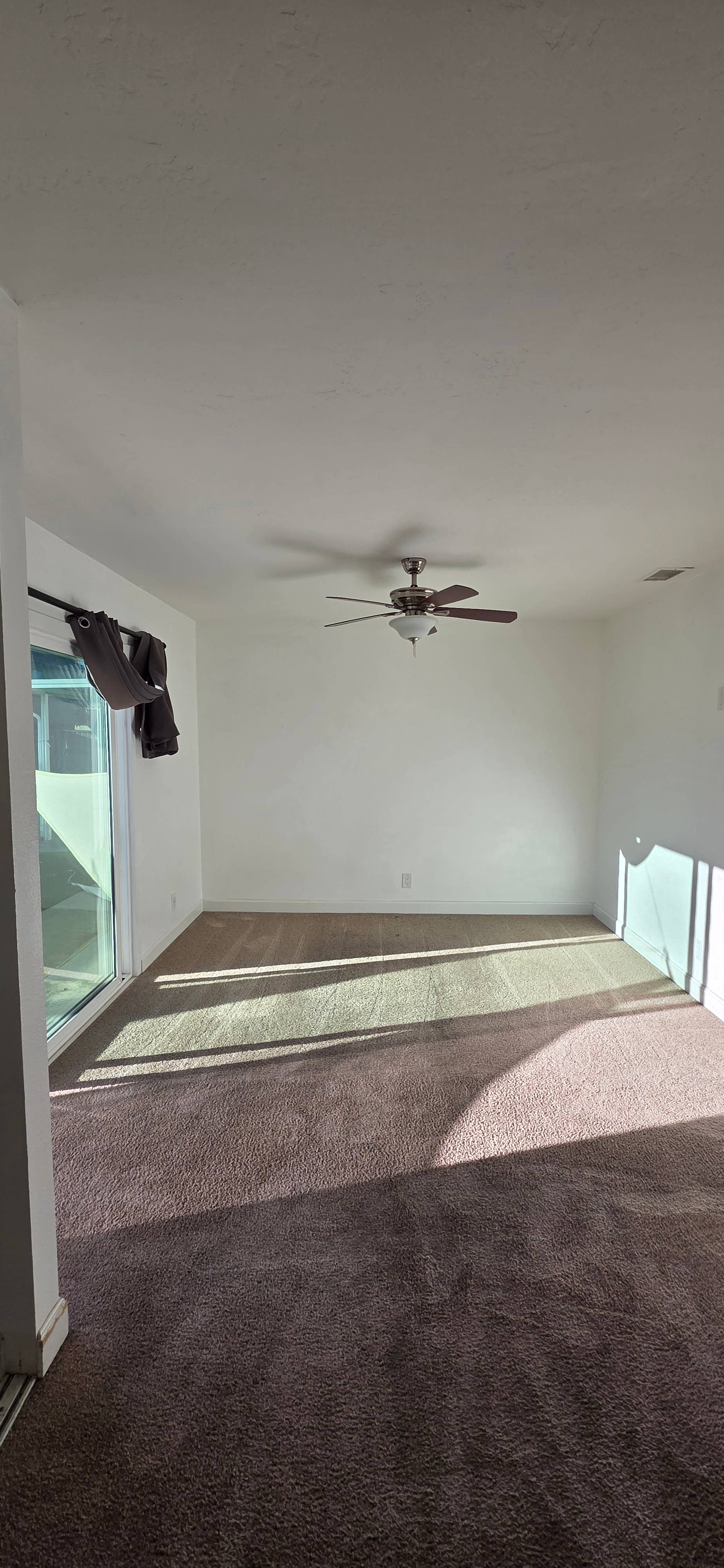 Master Bedroom w/ Private Bathroom