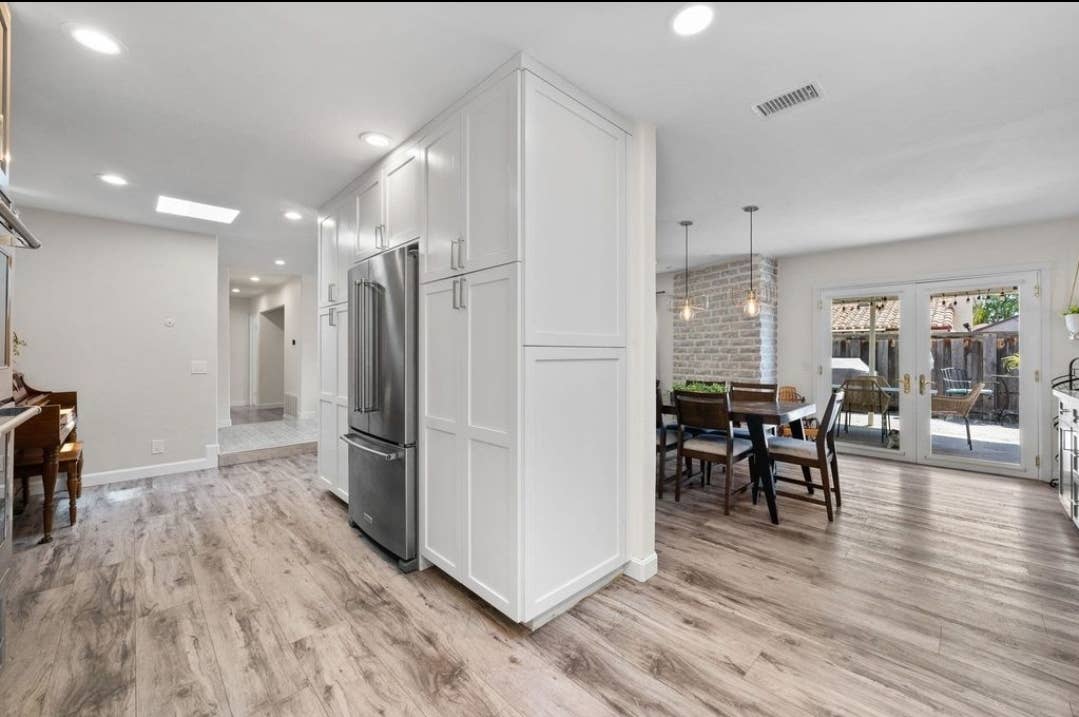 Private Bedroom w/ Shared Bathroom