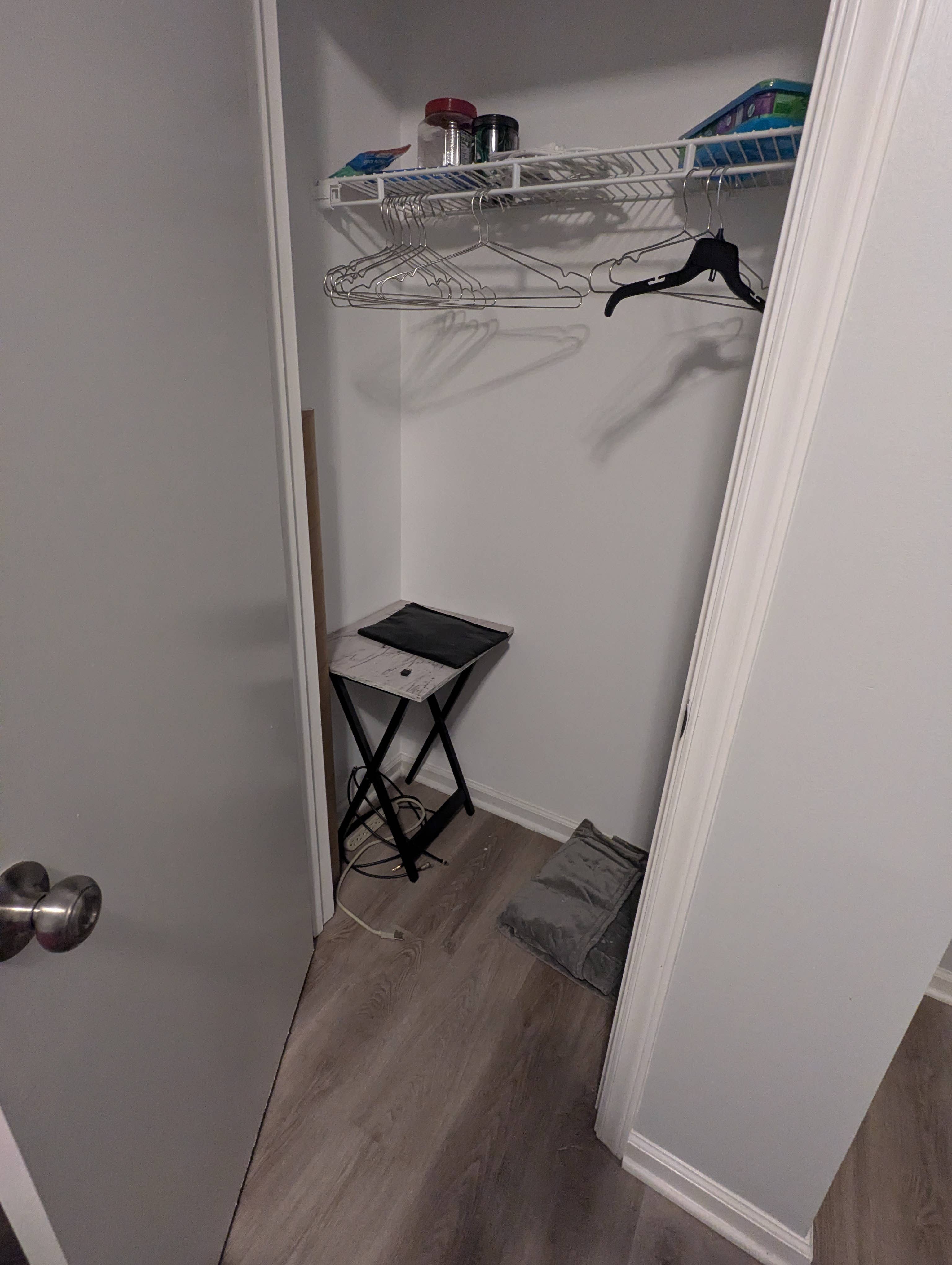 Seeking chill roommate