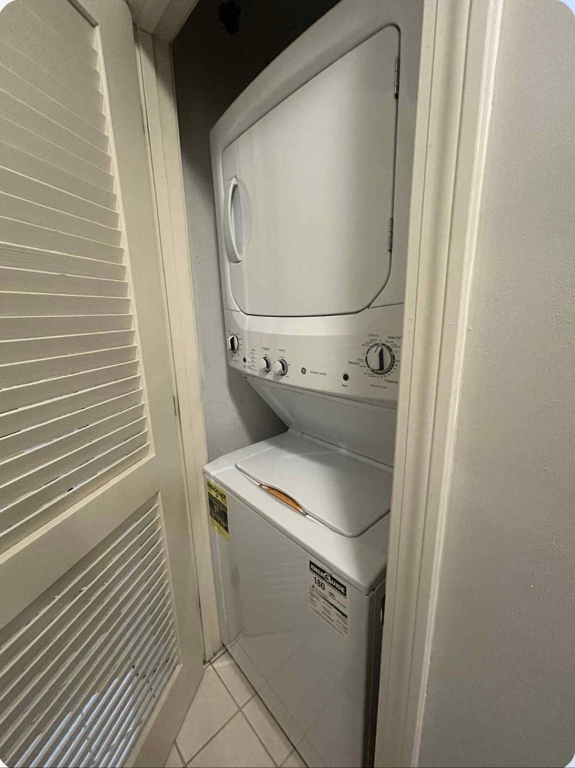 Private Room for rent- Woburn, MA